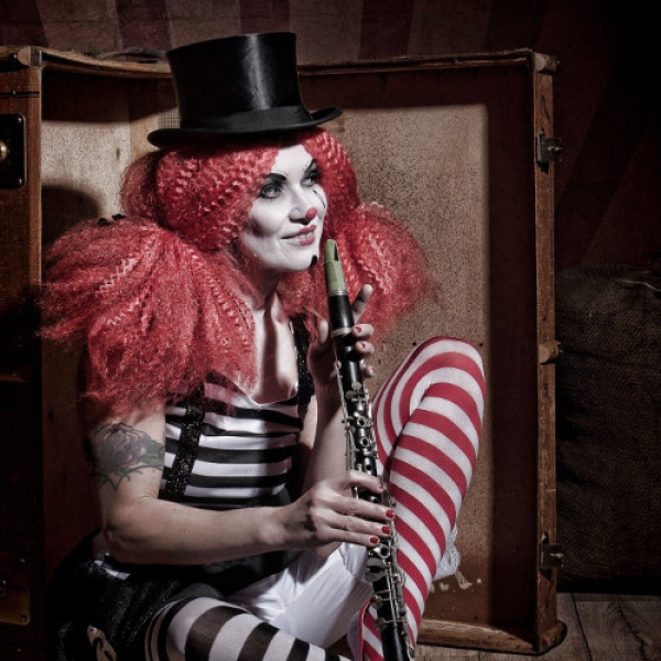021 Werbung TV Film Theater Clown
